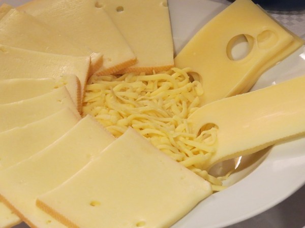 cheese-81403_640